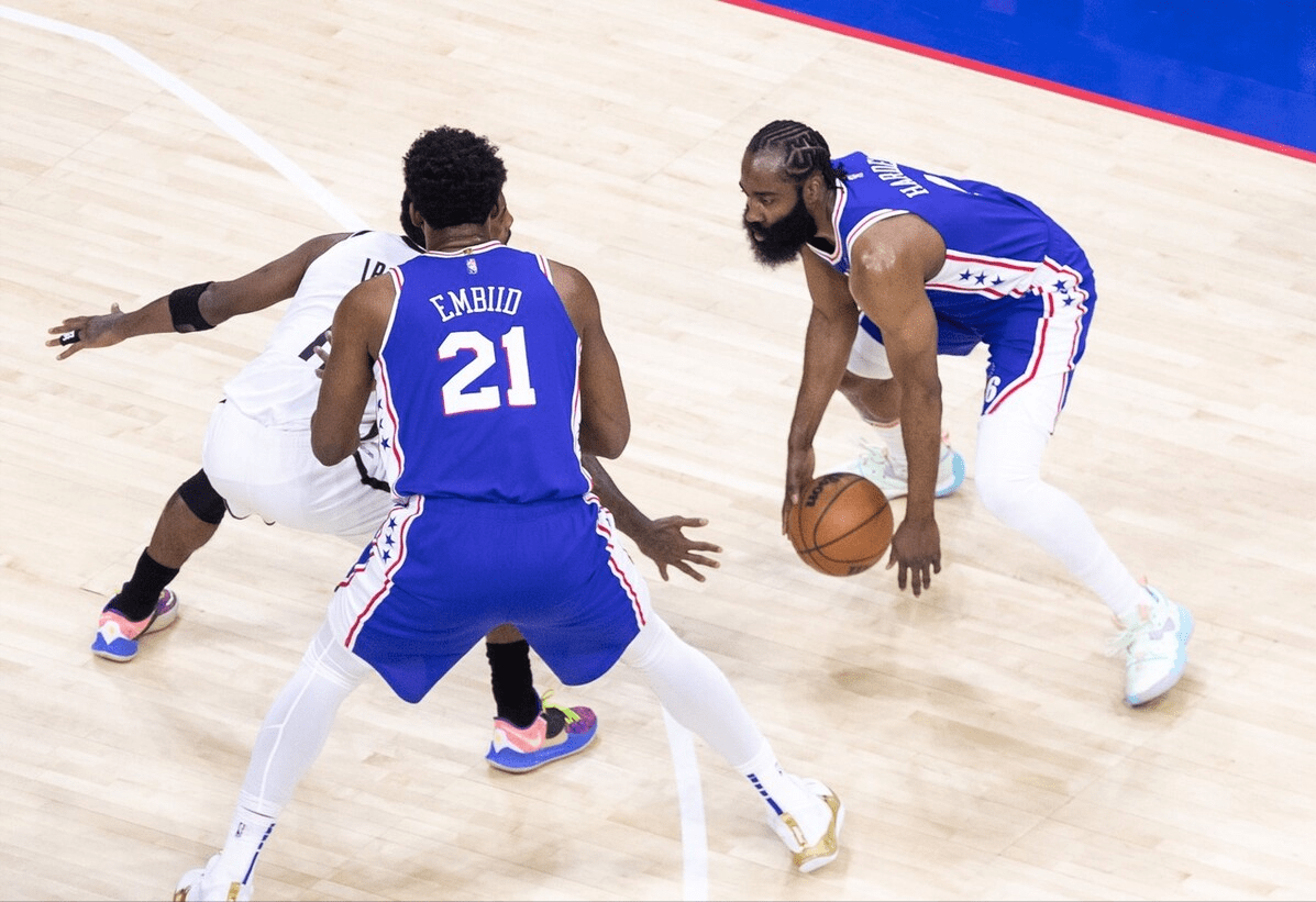 关于欧篮联赛程吃紧,莫斯科中央陆军集结日战术微调,细节曝光,球队文化被再次提及的信息 关于欧篮联赛程吃紧,莫斯科中央陆军集结日战术微调,细节曝光,球队文化被再次提及的信息