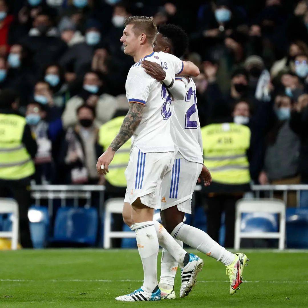 里程碑夜瓦伦西亚外线爆发，欧超杯清晨刷纪录，质疑声仍在，团队化学反应显著的简单介绍-MK网页版