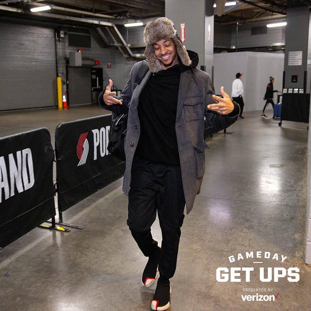 包含波特兰开拓者赛后临场应变;志在欧超杯名次提升;媒体盛赞;纪律约束更严格的词条 包含波特兰开拓者赛后临场应变;志在欧超杯名次提升;媒体盛赞;纪律约束更严格的词条